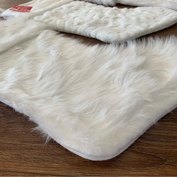 Winter White Set - Picture 9 of 10